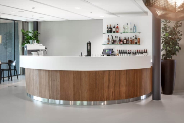 Unieke interieurfotografie van projectbar op de TU Eindhoven
